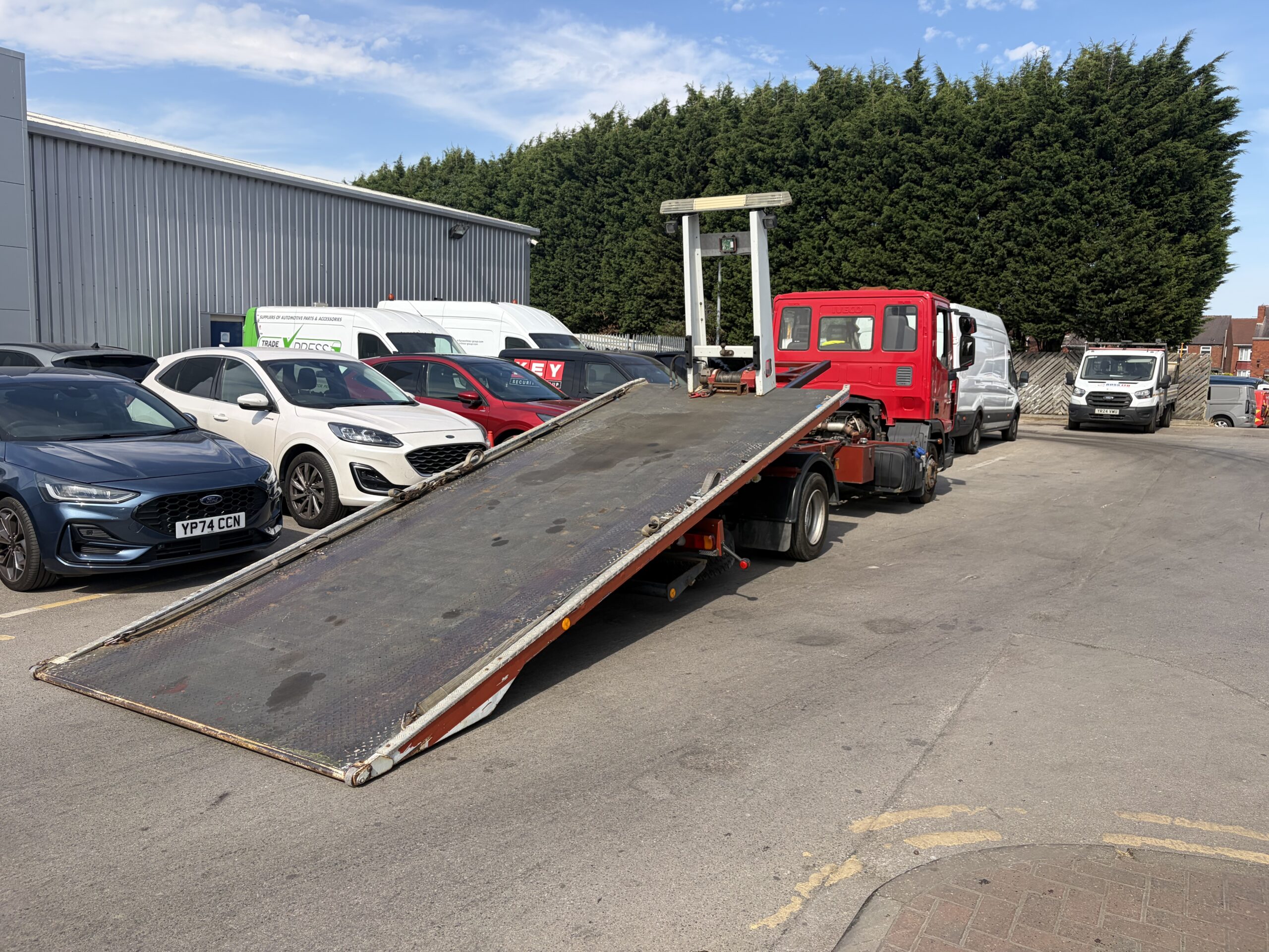 Leeds Car Recovery Iveco with empty bed down